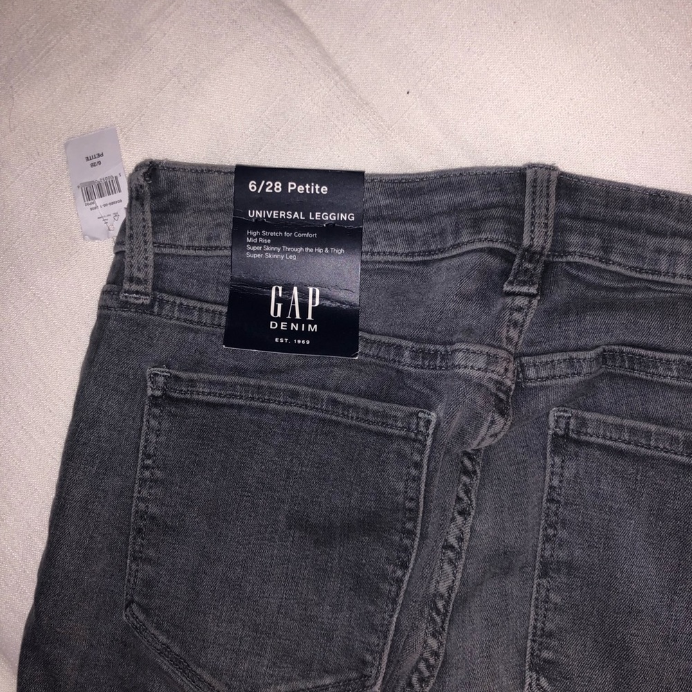 Mid Rise Universal Jegging - Picture 3 of 5